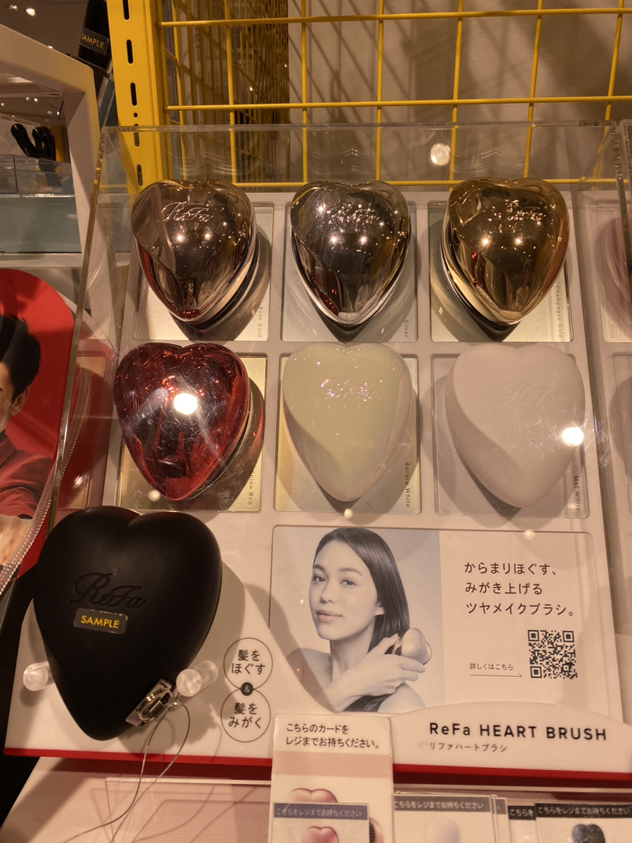 ヘアケア・コスメのディスプレイ什器